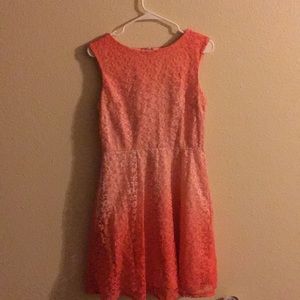 Laces ombré dress